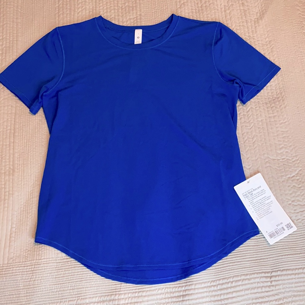 NWT High Neck Run and Train Tee Symphony Blue